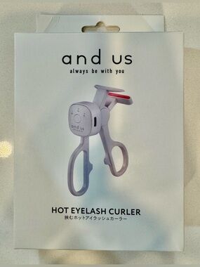 💖 and us Eyelash Curler_From Japan_Light Gray_NWT 💖